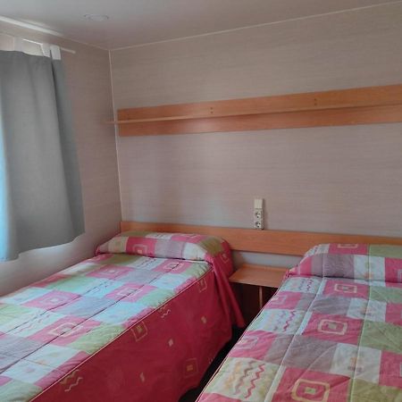 Bungalow Tossa Pelada I Mobil Home Rodell Fornols Ngoại thất bức ảnh